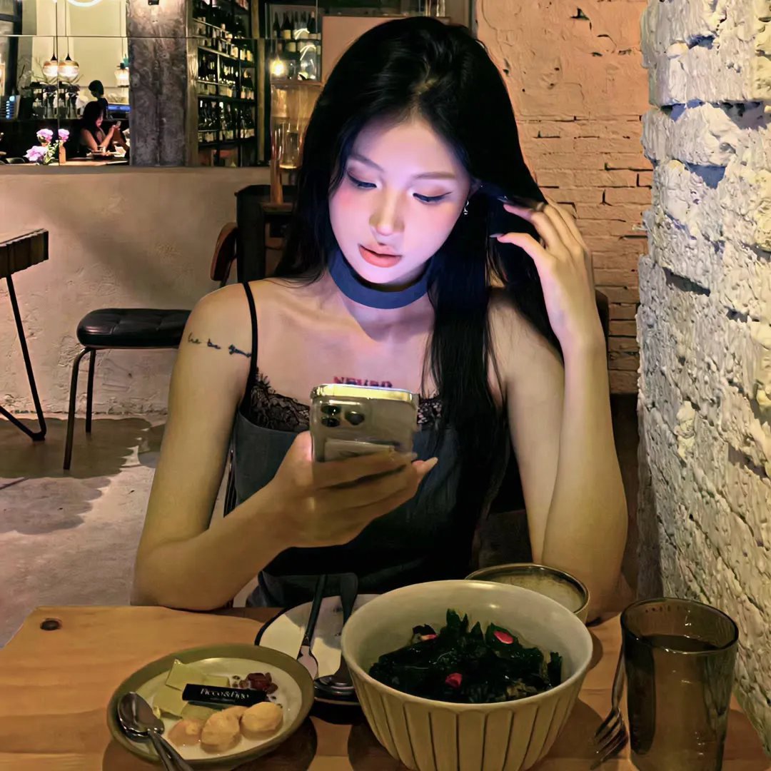 离婚后,我被三个高富帅哥哥团宠了